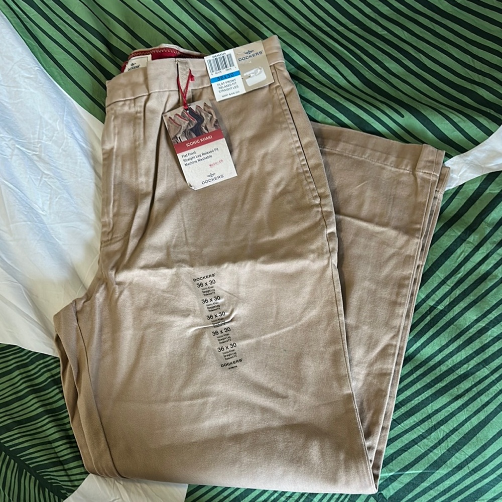 Dockers Iconic Khakis